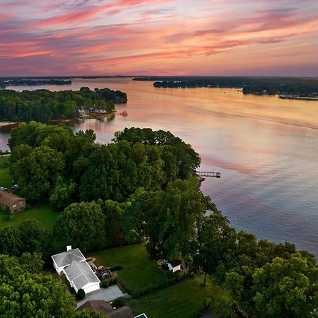 Lakefront Living Mooresville Εξωτερικό φωτογραφία
