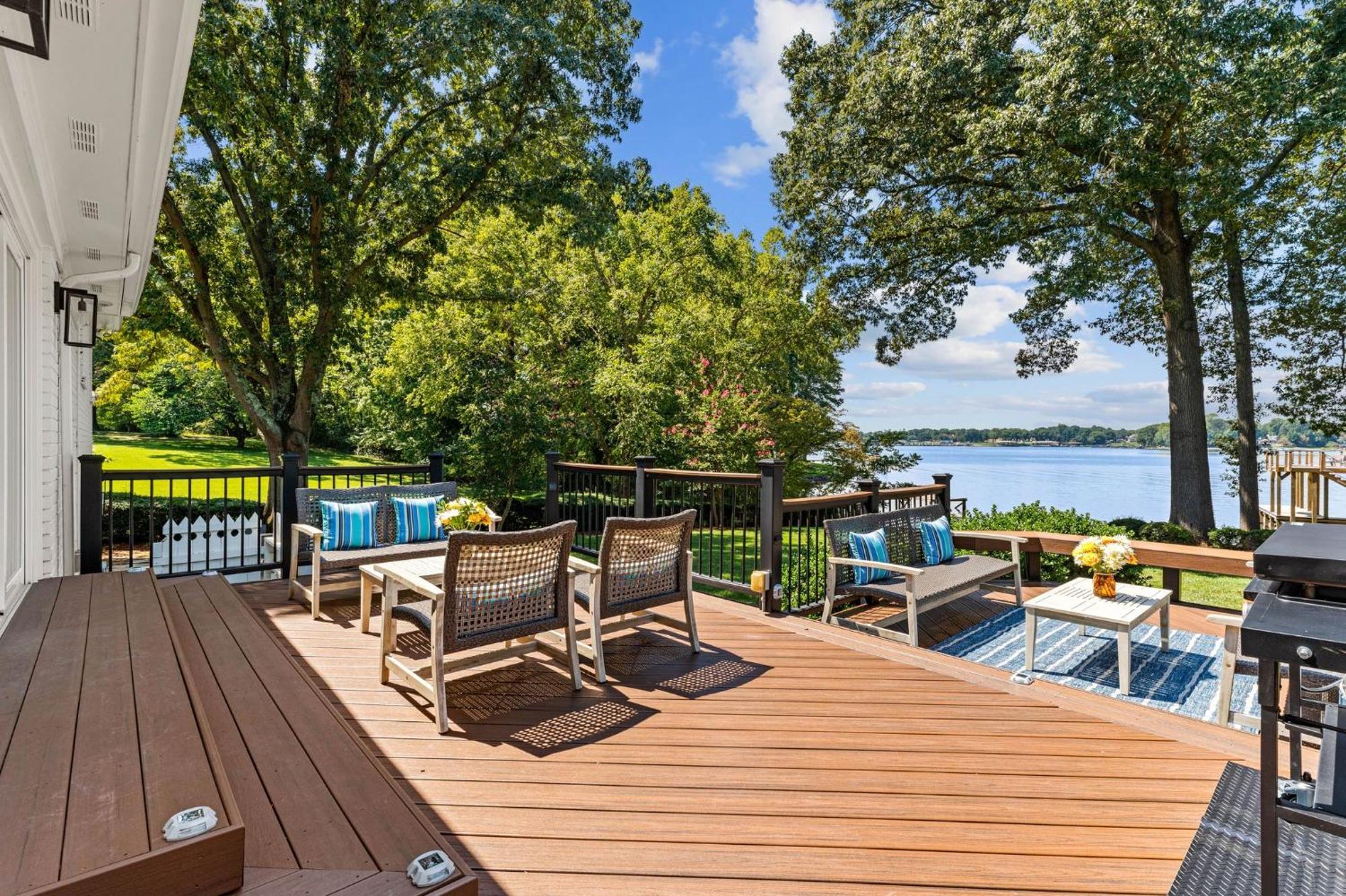 Lakefront Living Mooresville Εξωτερικό φωτογραφία